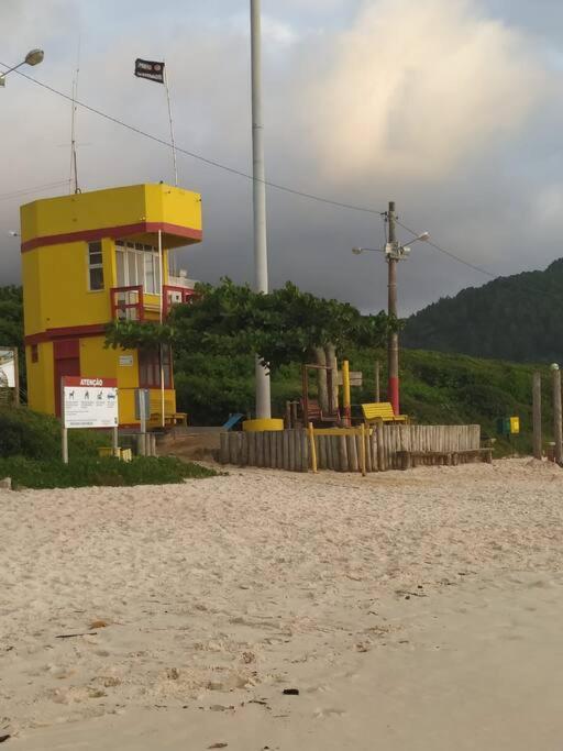 Apto 80M Da Praia Grande Vista Mar! Governador Celso Ramos Exterior photo